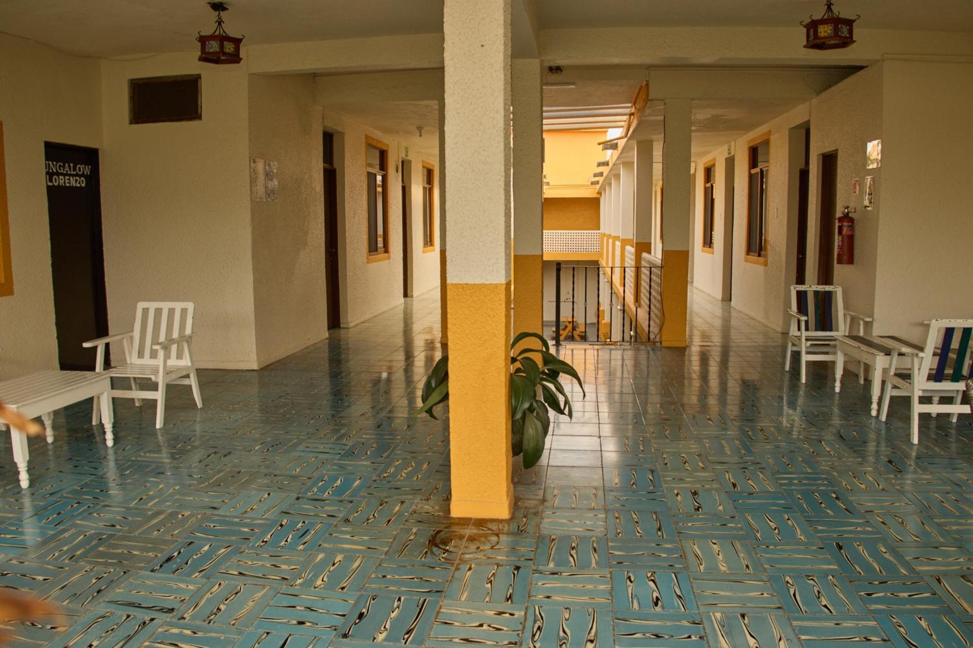 Hotel San Lorenzo Barra de Navidad Exterior photo